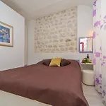 Πανσιόν & Orlando 3*