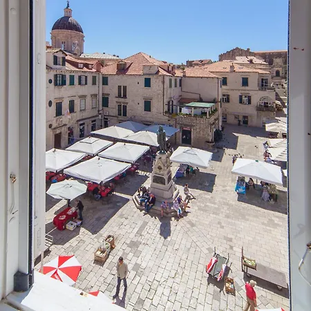 & Orlando Gostinjska kuća